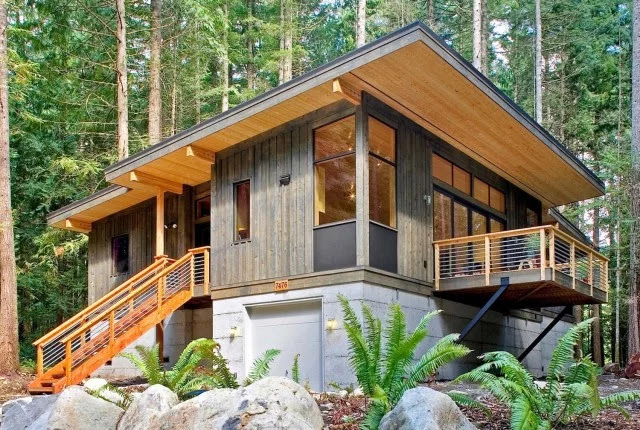 Casa pronta feita com estrutura de madeira em vez de alvenaria de tijolos cerâmicos.